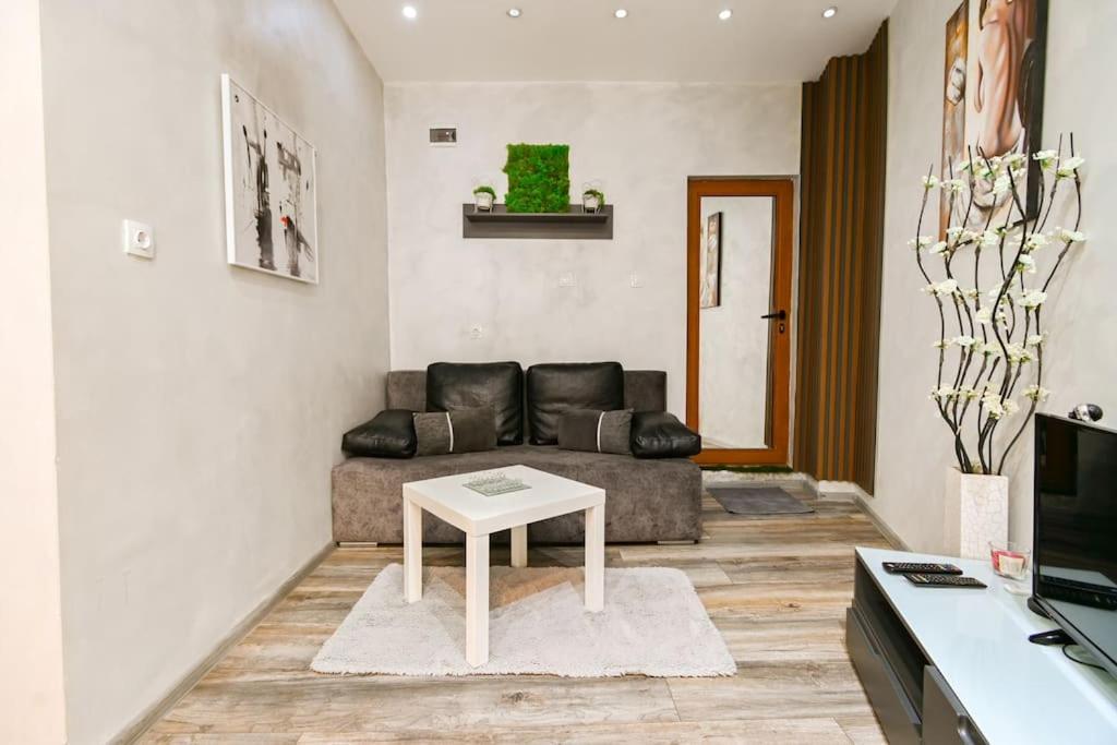Velar 1Bdr Apartment Sófia Exterior foto